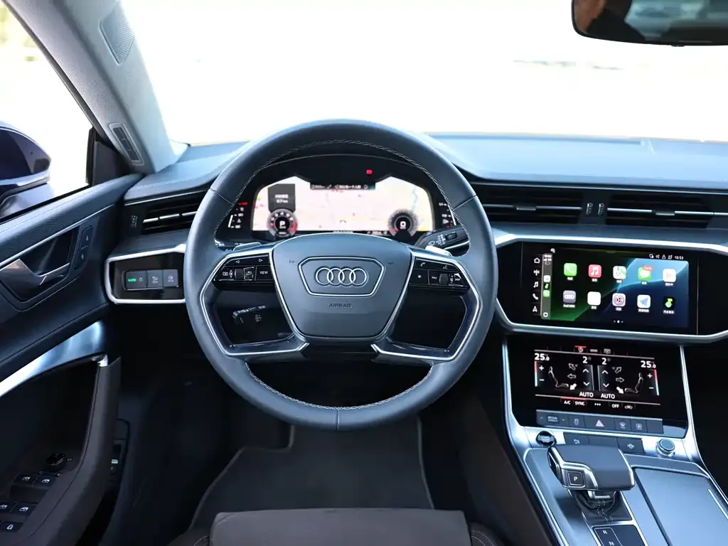 Audi A7L 2024 из CN, фото 4