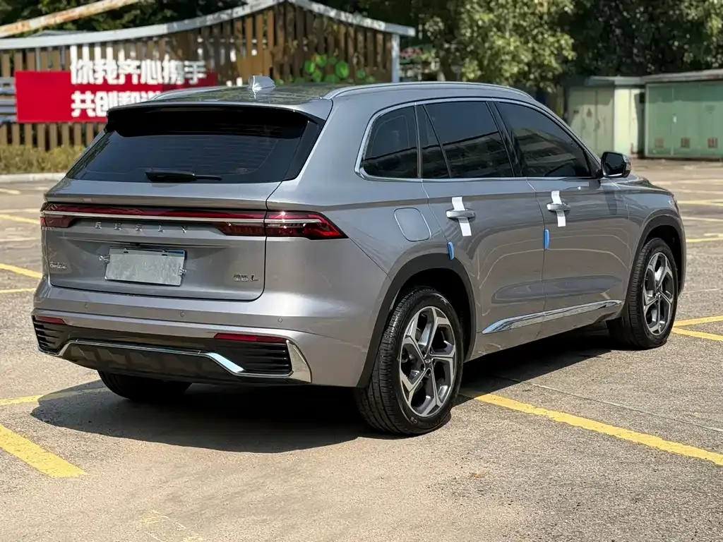 Geely Xingyue L — фото 10