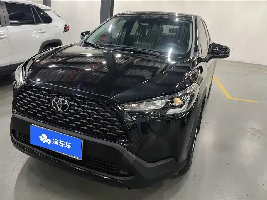 Toyota Corolla Cross 2024 из CN, фото 1