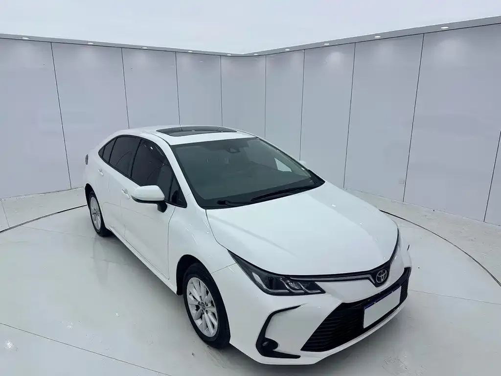 Toyota Corolla 2023 из CN, фото 6