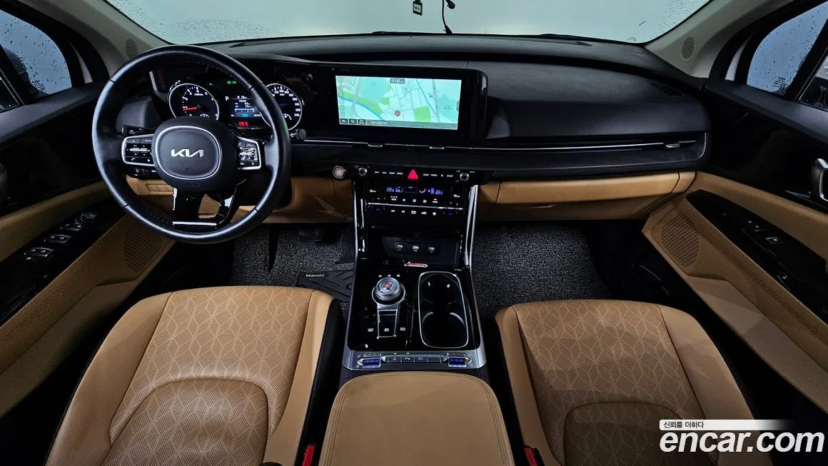 Kia Carnival — фото 10