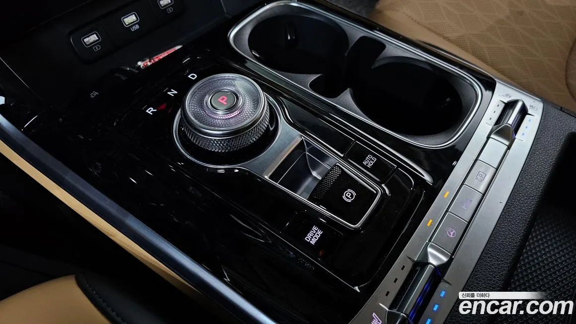Kia Carnival — фото 7