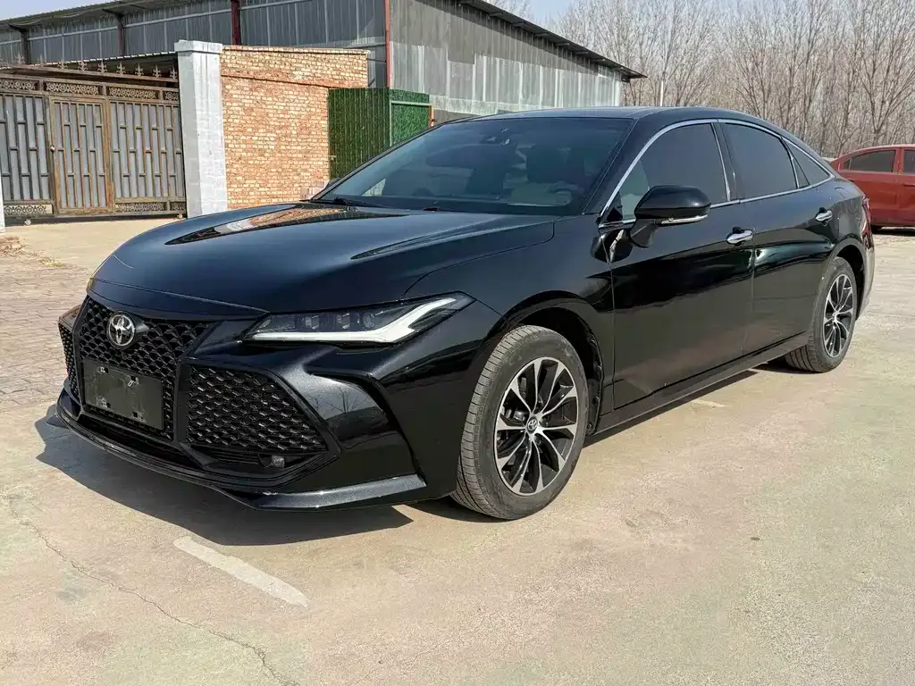 Toyota Avalon 2022 из CN, фото 1