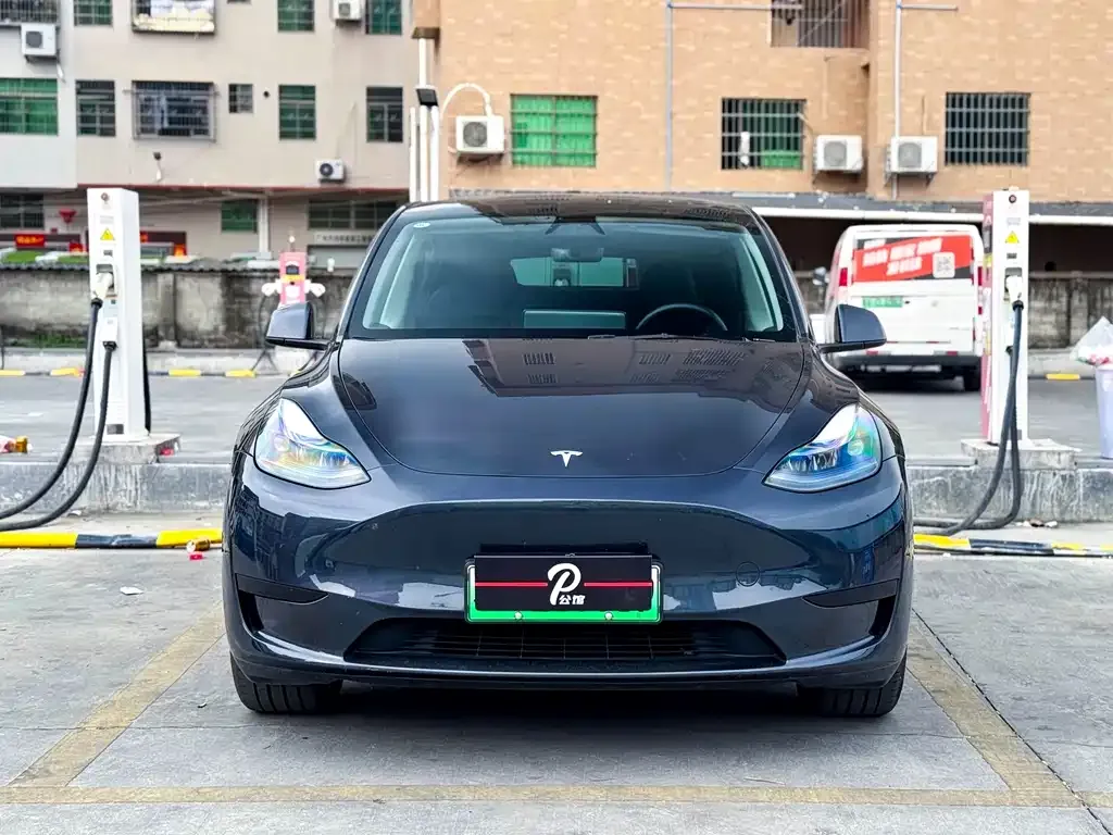 Tesla Model Y 2024 из CN, фото 9