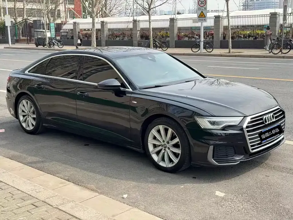 Audi A6L — фото 4