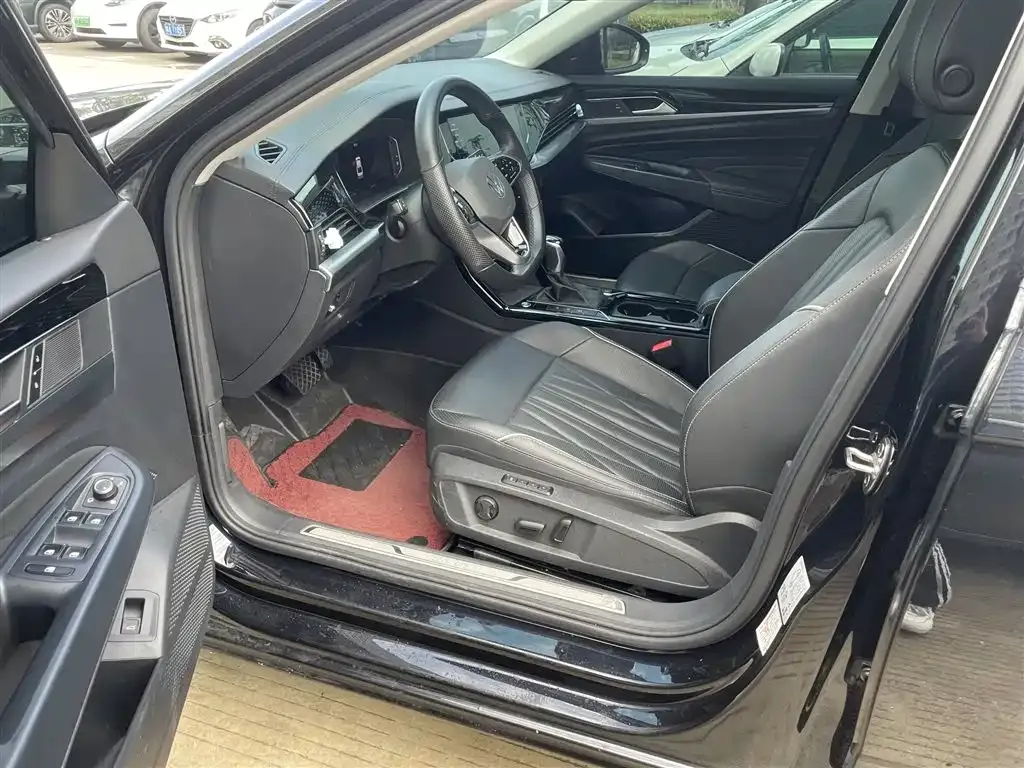 Volkswagen Passat — фото 6