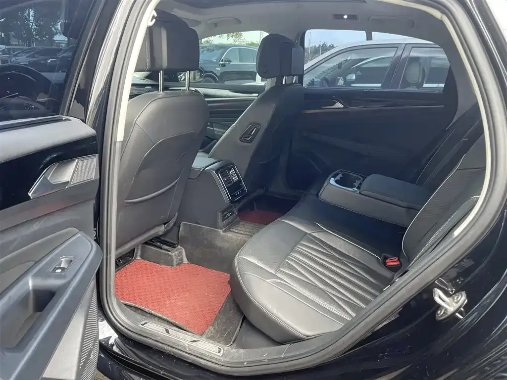 Volkswagen Passat — фото 3