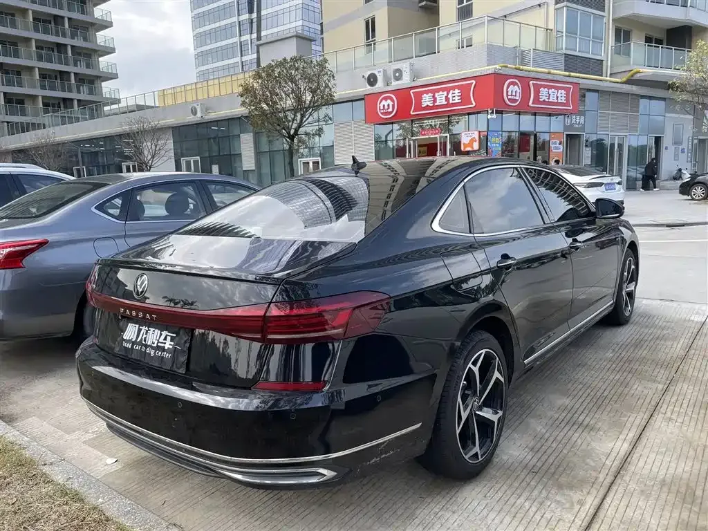 Volkswagen Passat — фото 5