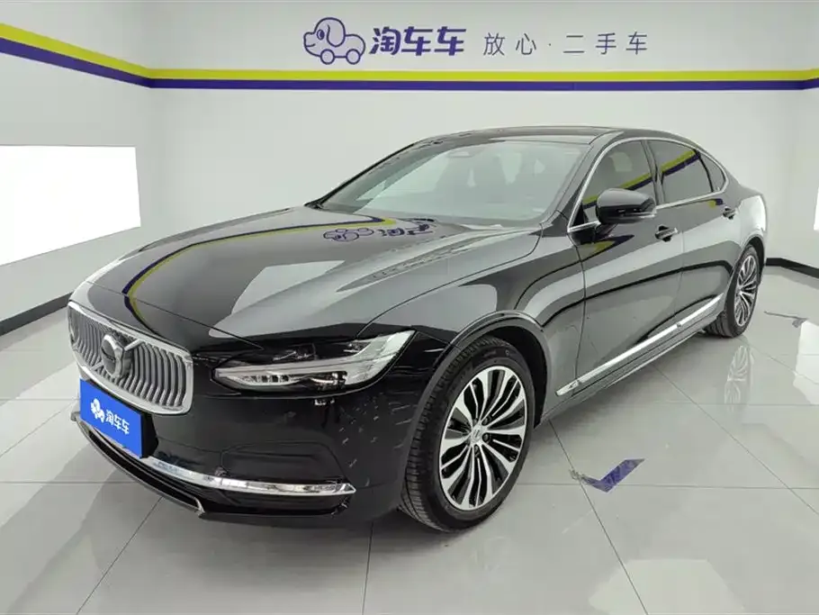 Volvo S90 — фото 1
