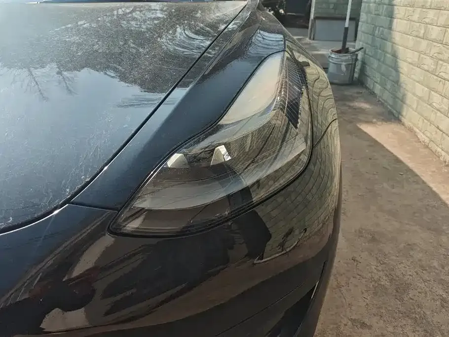 Tesla Model 3 — фото 7
