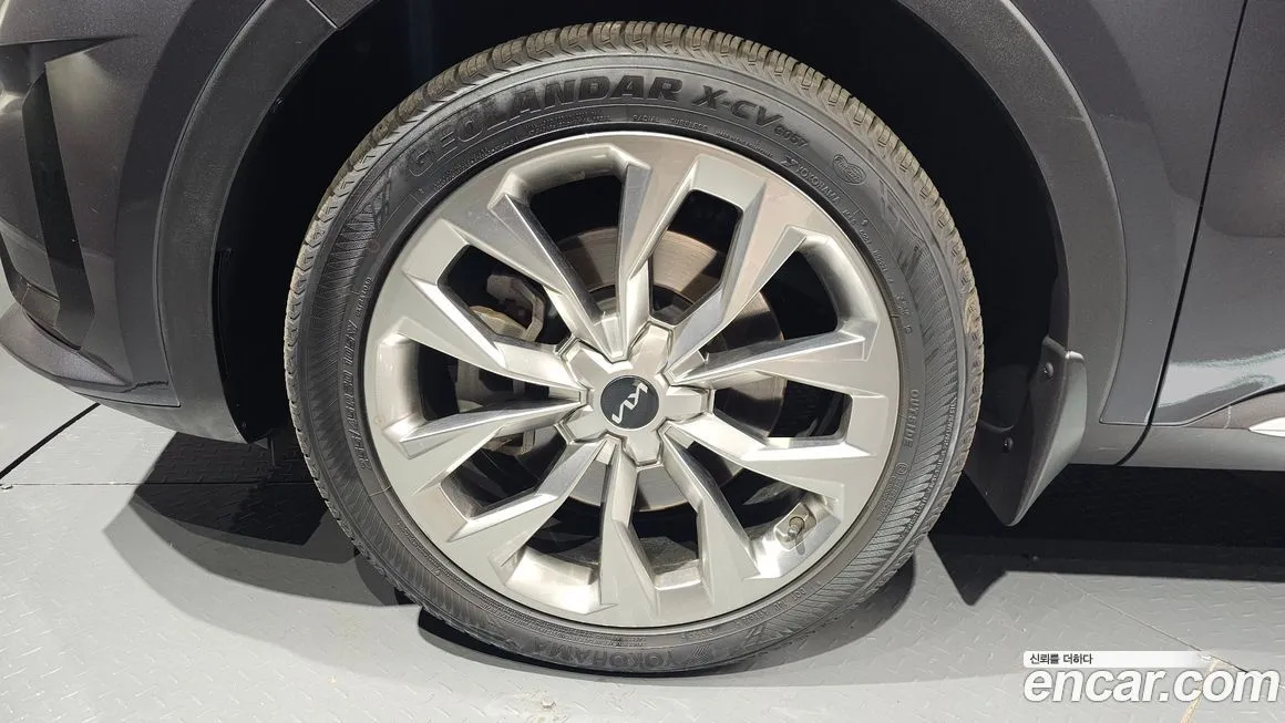 Kia Sorento 2023 из KR, фото 2