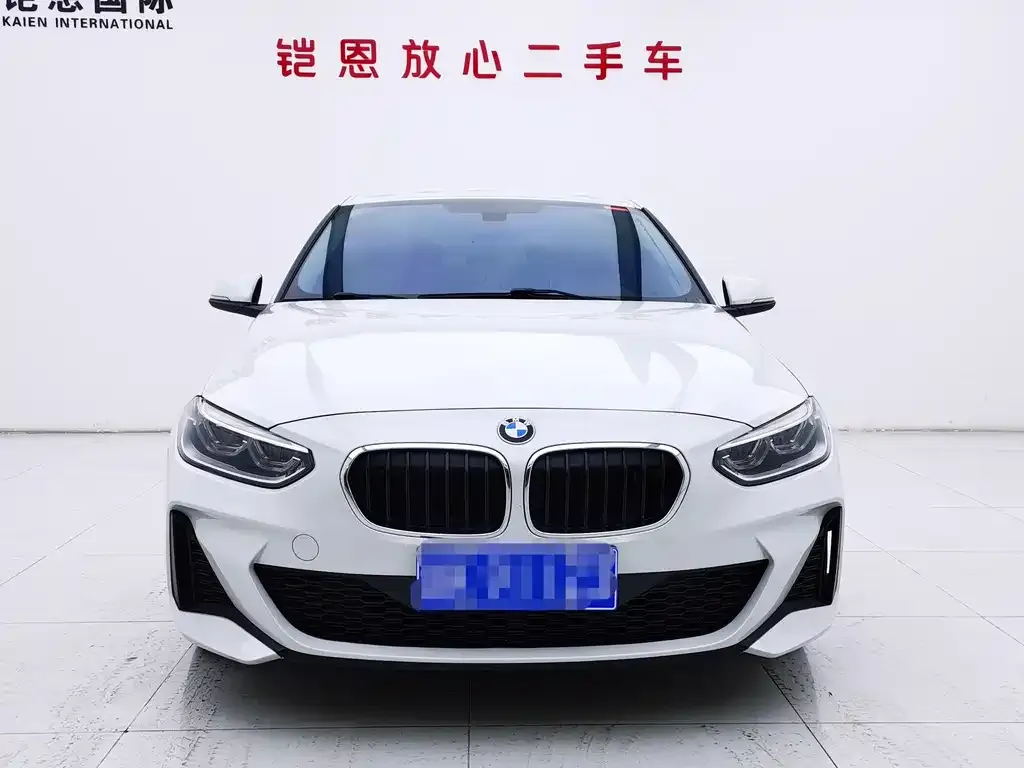 BMW 1 Series 2021 из CN, фото 4