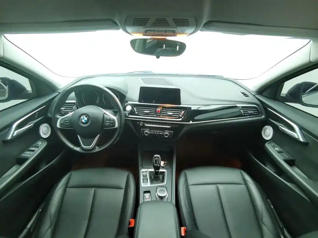 BMW 1 Series 2021 из CN, фото 6