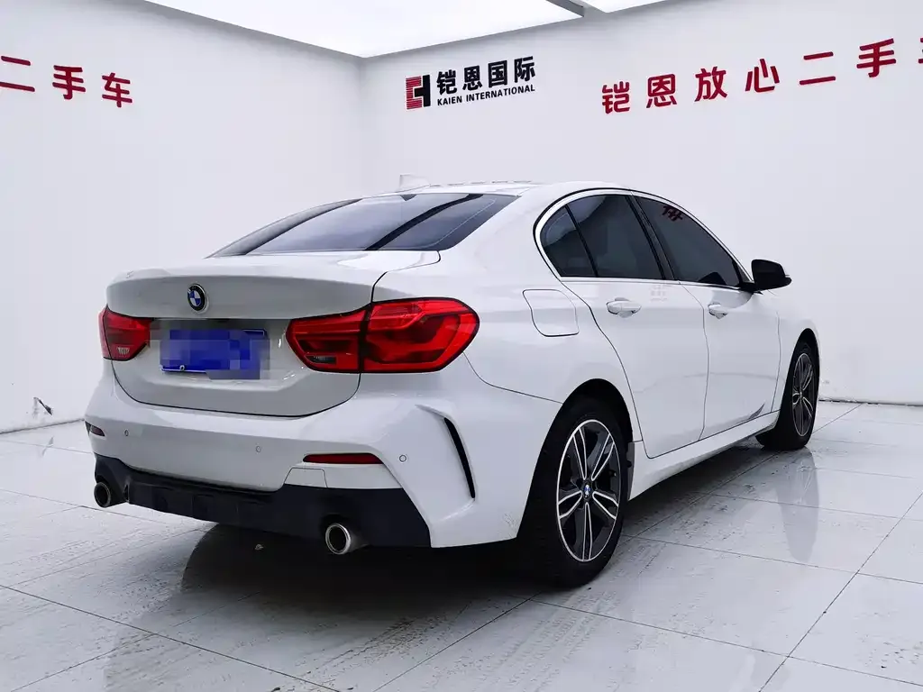 BMW 1 Series 2021 из CN, фото 7