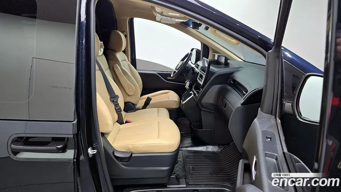 Hyundai Staria — фото 4
