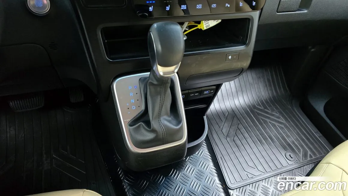 Hyundai Staria — фото 10