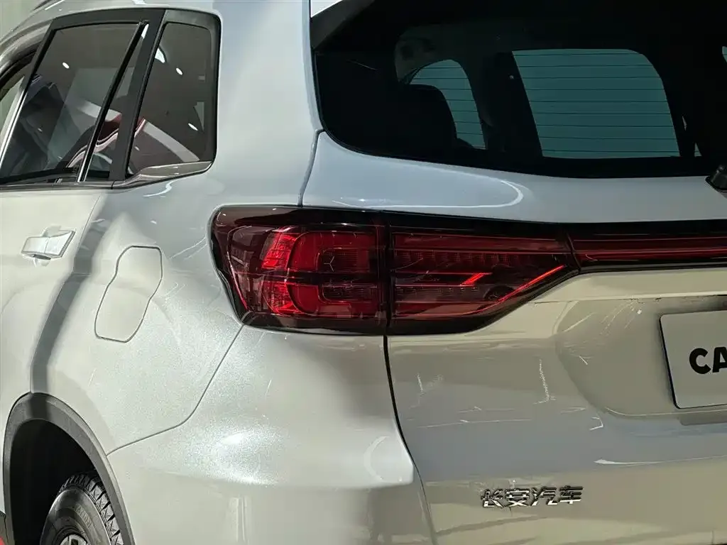 Changan CS75 2023 из CN, фото 4