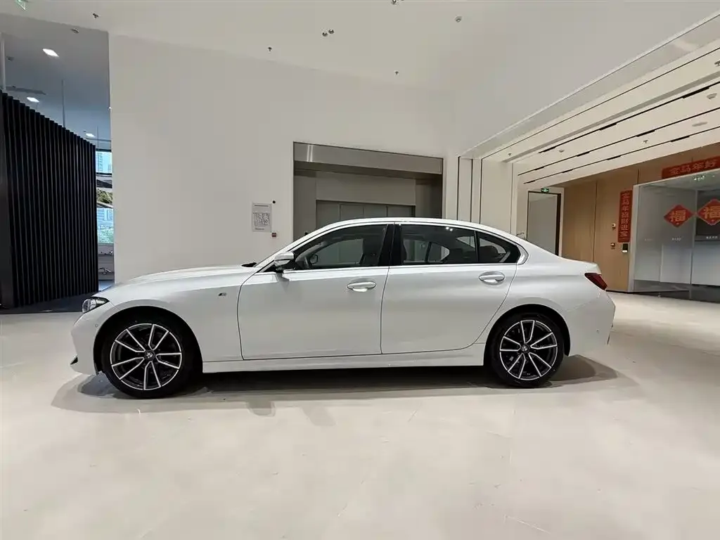 BMW 3 Series 2025 из CN, фото 3