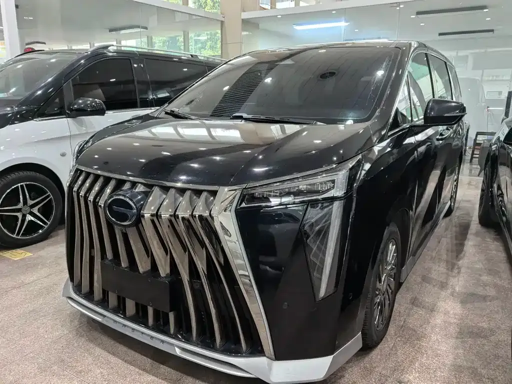 GAC Motor Trumpchi M8 — фото 1