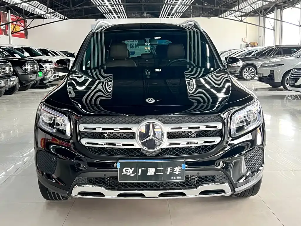 Mercedes-Benz GLB — фото 4