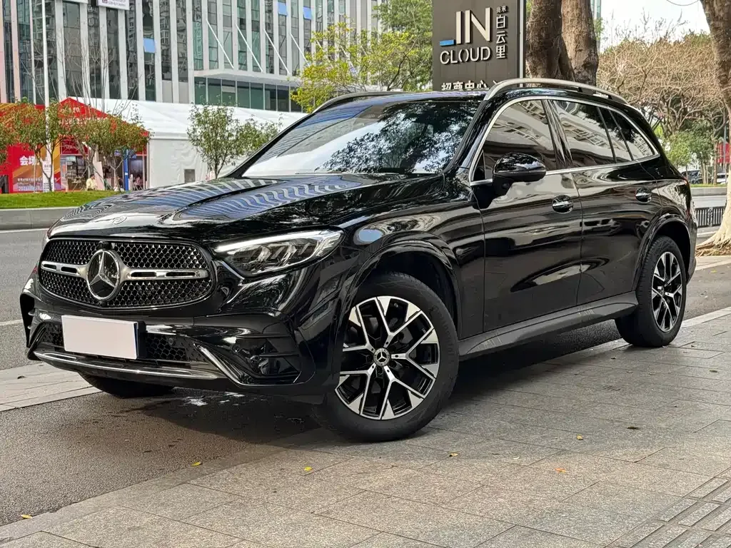 Mercedes-Benz GLC — фото 1