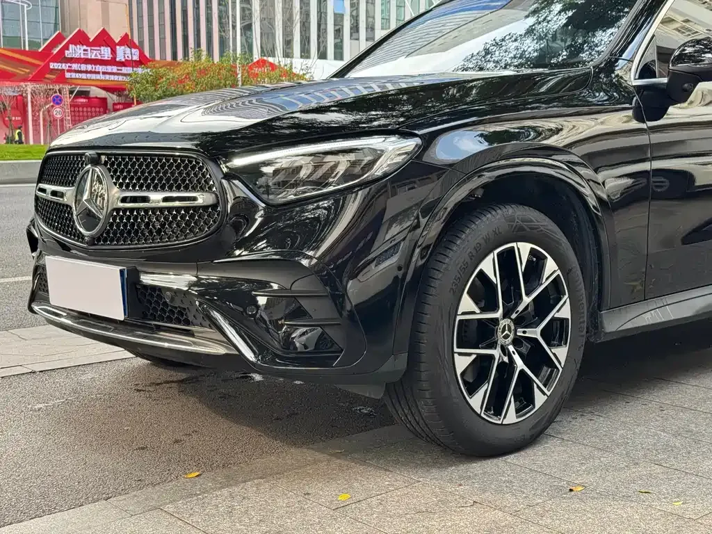 Mercedes-Benz GLC — фото 6
