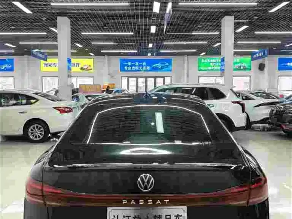 Volkswagen Passat — фото 4