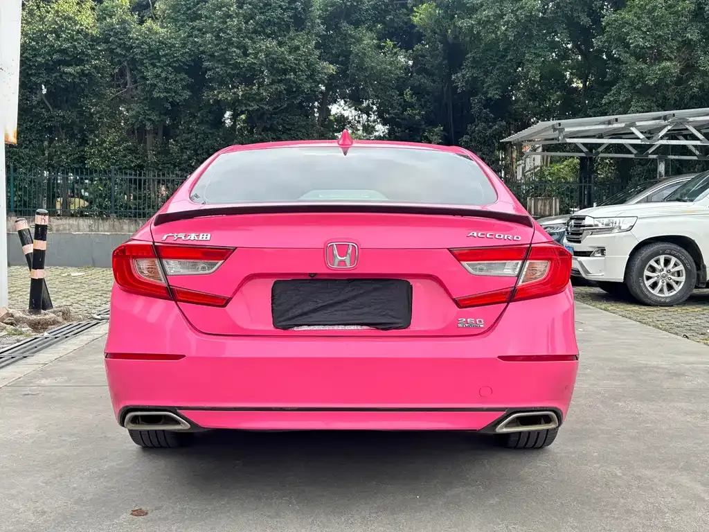 Honda Accord — фото 6