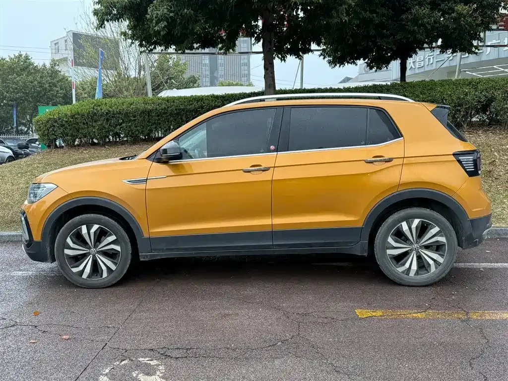 Volkswagen T-Cross — фото 8