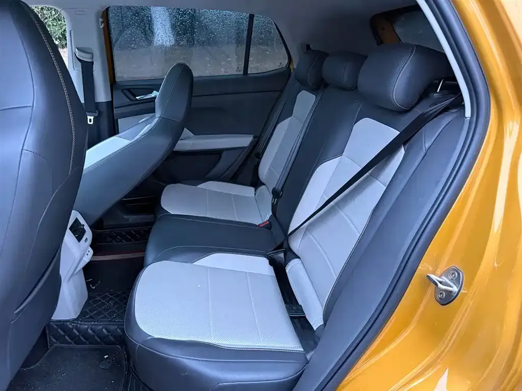 Volkswagen T-Cross — фото 5