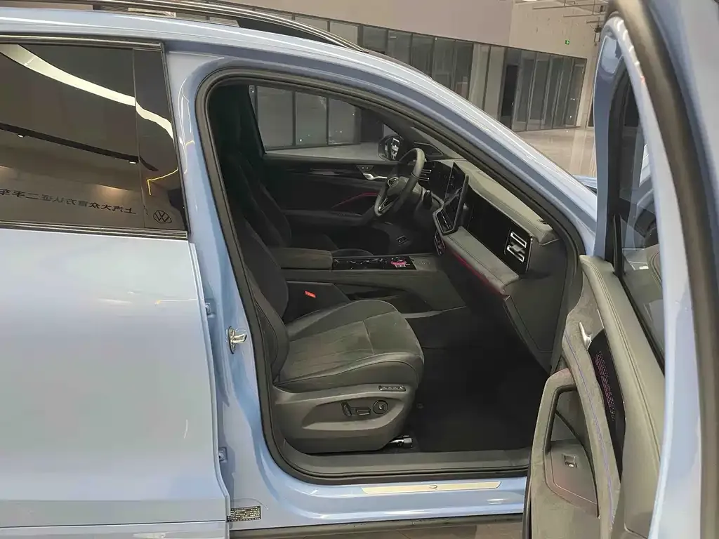 Volkswagen Tiguan L 2024 из CN, фото 8
