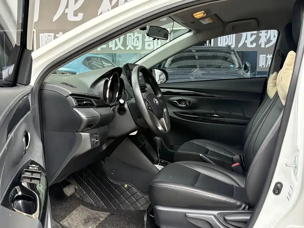 Toyota Yaris L 2023 из CN, фото 5