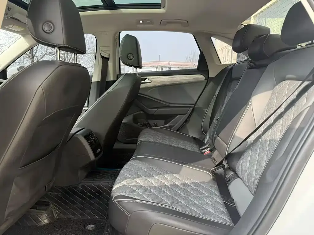 Volkswagen Sagitar 2024 из CN, фото 2