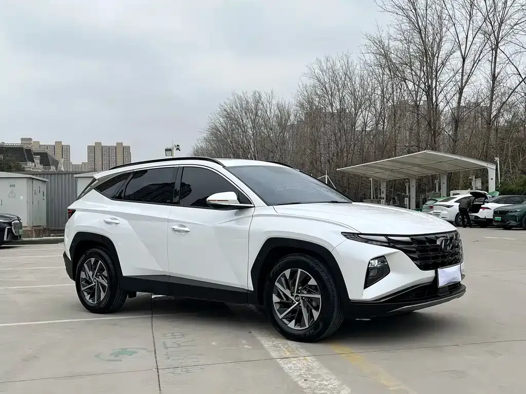 Hyundai Tucson 2023 из CN, фото 8