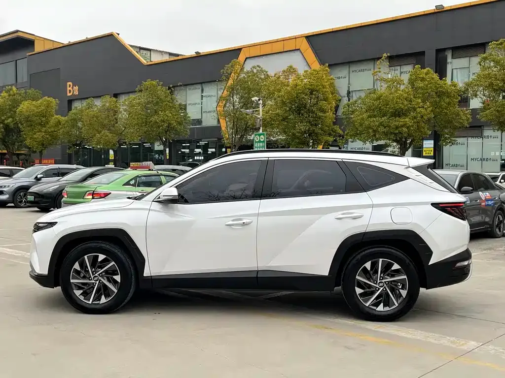 Hyundai Tucson 2023 из CN, фото 2