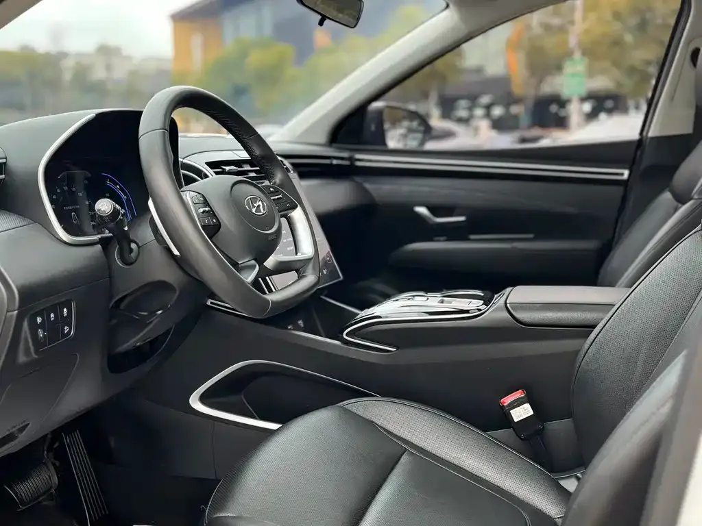 Hyundai Tucson 2023 из CN, фото 3