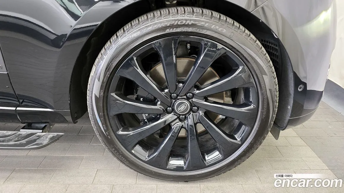 Land Rover Range Rover 2024 из KR, фото 2