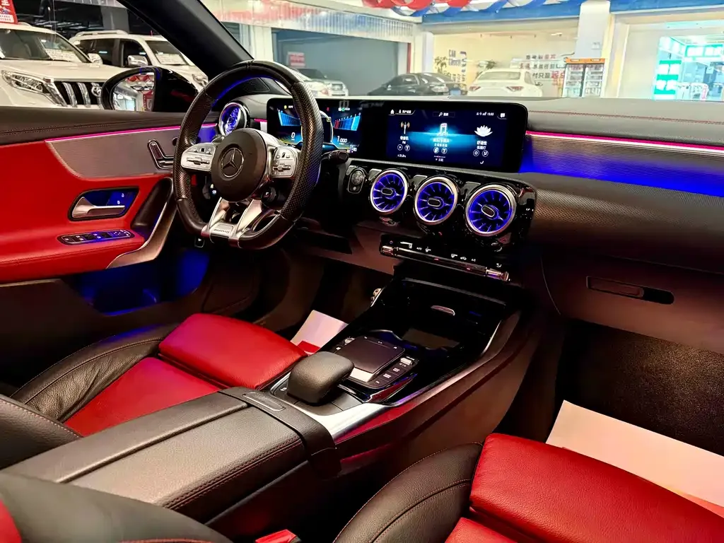 Mercedes-Benz A-Class AMG — фото 10