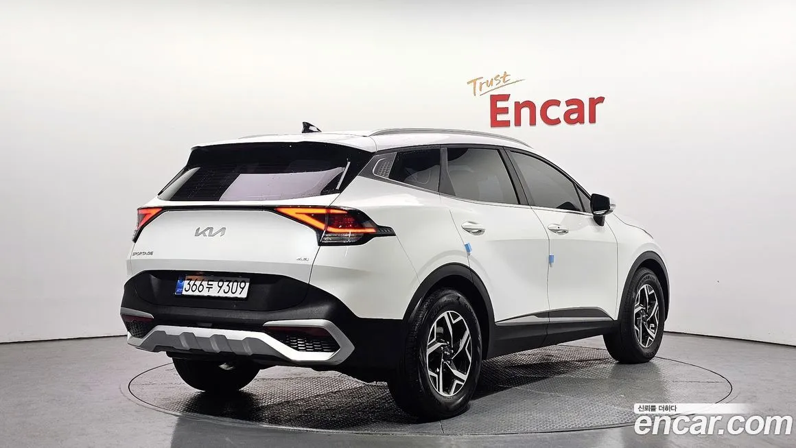 Kia Sportage — фото 5