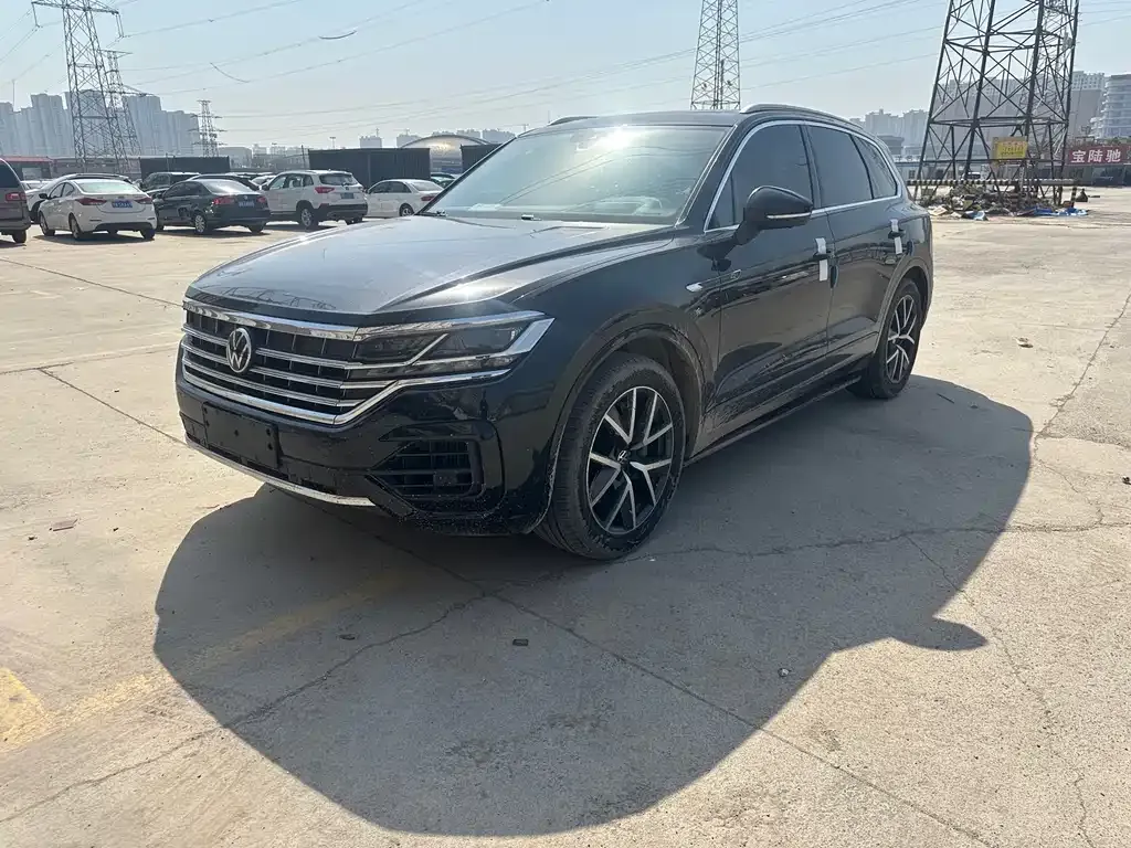 Volkswagen Touareg 2021 из CN, фото 1