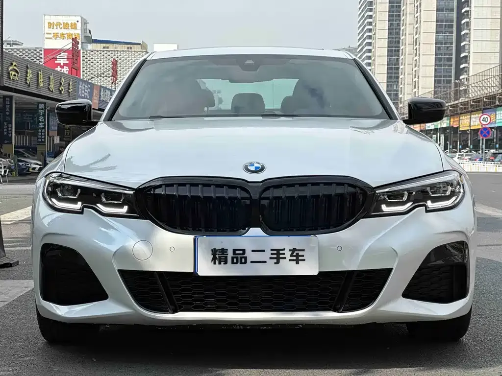 BMW 3 Series — фото 1