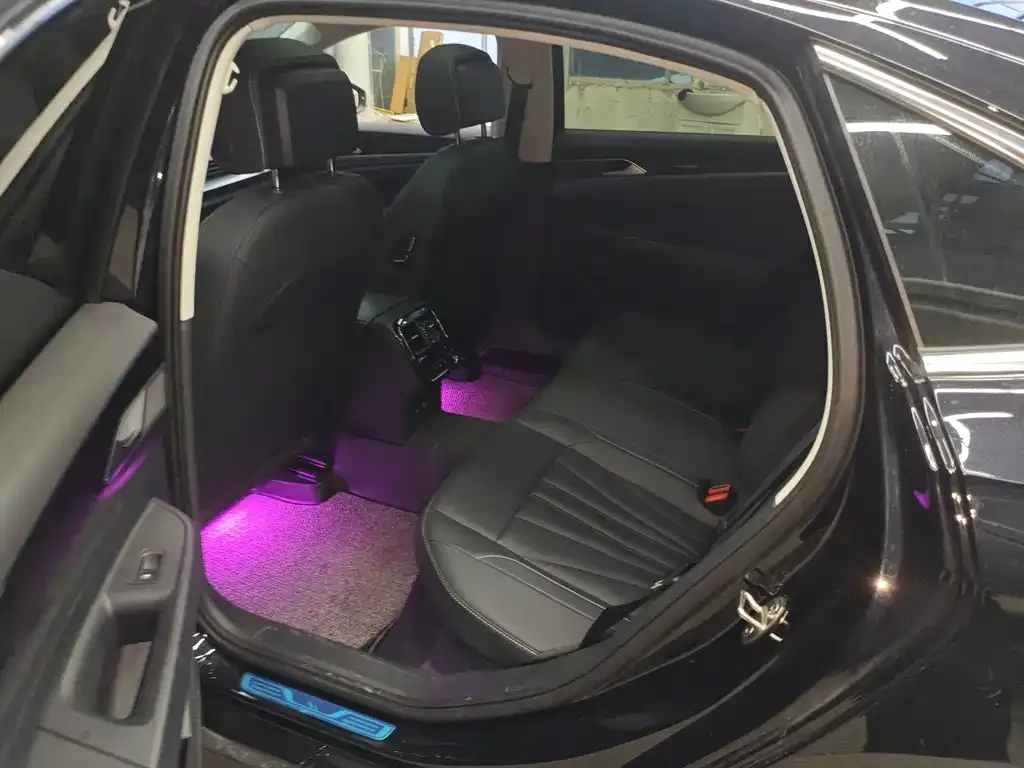 Volkswagen Passat — фото 6