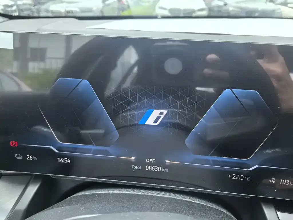BMW i5 — фото 5