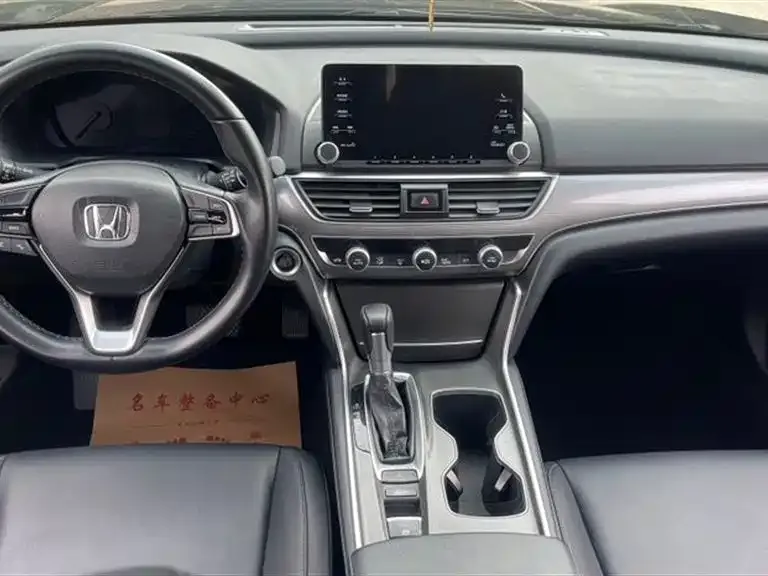 Honda Accord — фото 6