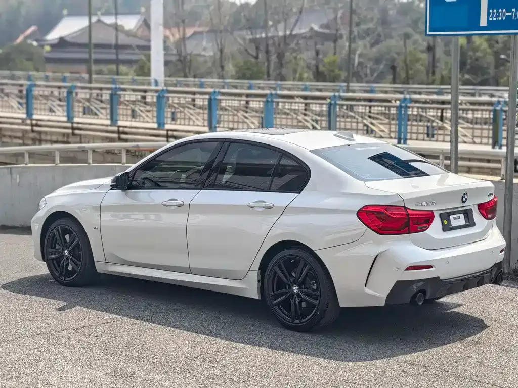 BMW 1 Series — фото 10