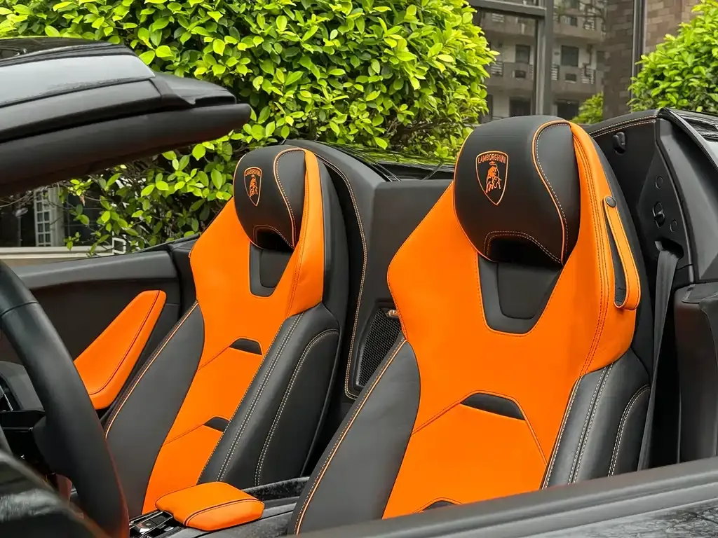 Lamborghini Huracan 2024 из CN, фото 5