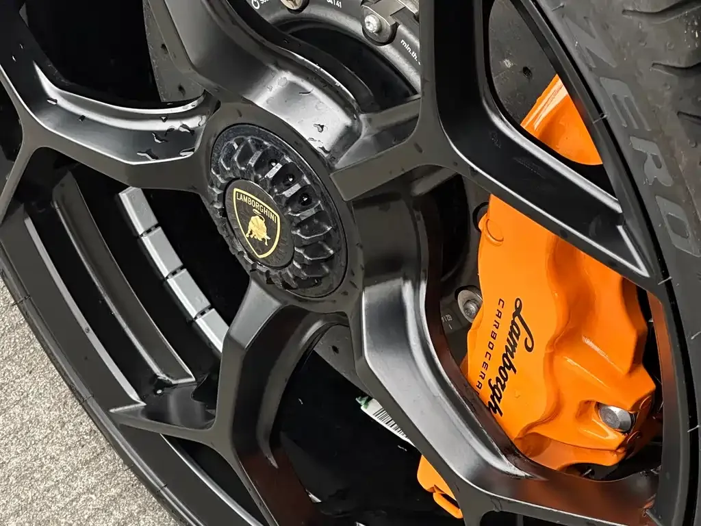 Lamborghini Huracan 2024 из CN, фото 6