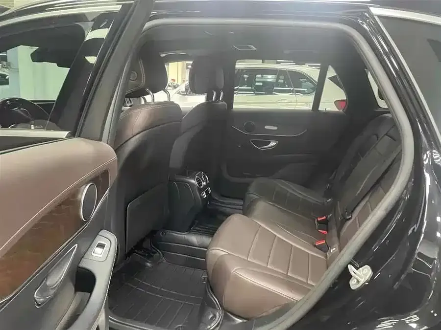 Mercedes-Benz GLC 2022 из CN, фото 3