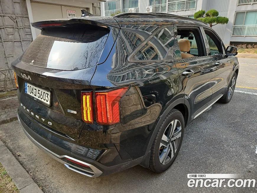 Kia Sorento — фото 10