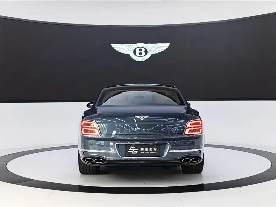 Bentley Flying Spur 2021 из CN, фото 9
